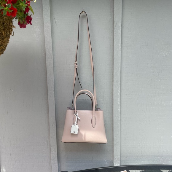 kate spade Handbags - Kate Spade Light Pink Crossbody